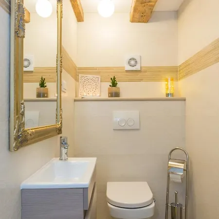 Cactus Apartment